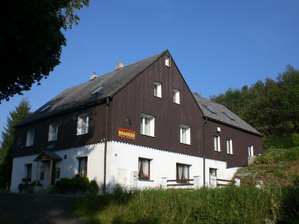 Penzion Hranicar Hotel Loucna pod Klinovcem Exterior photo